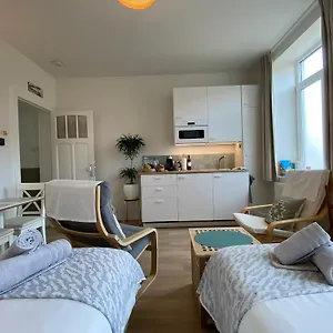 Apartment Logies-m Comfort Inc Bikes, Ostende